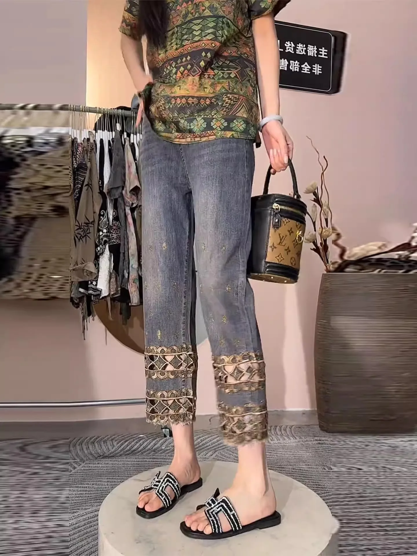 

American Style Rhinestone Summer New Straight Leg Jeans Women's Small Size Slim Design High-End Feeling Nine Points Pants