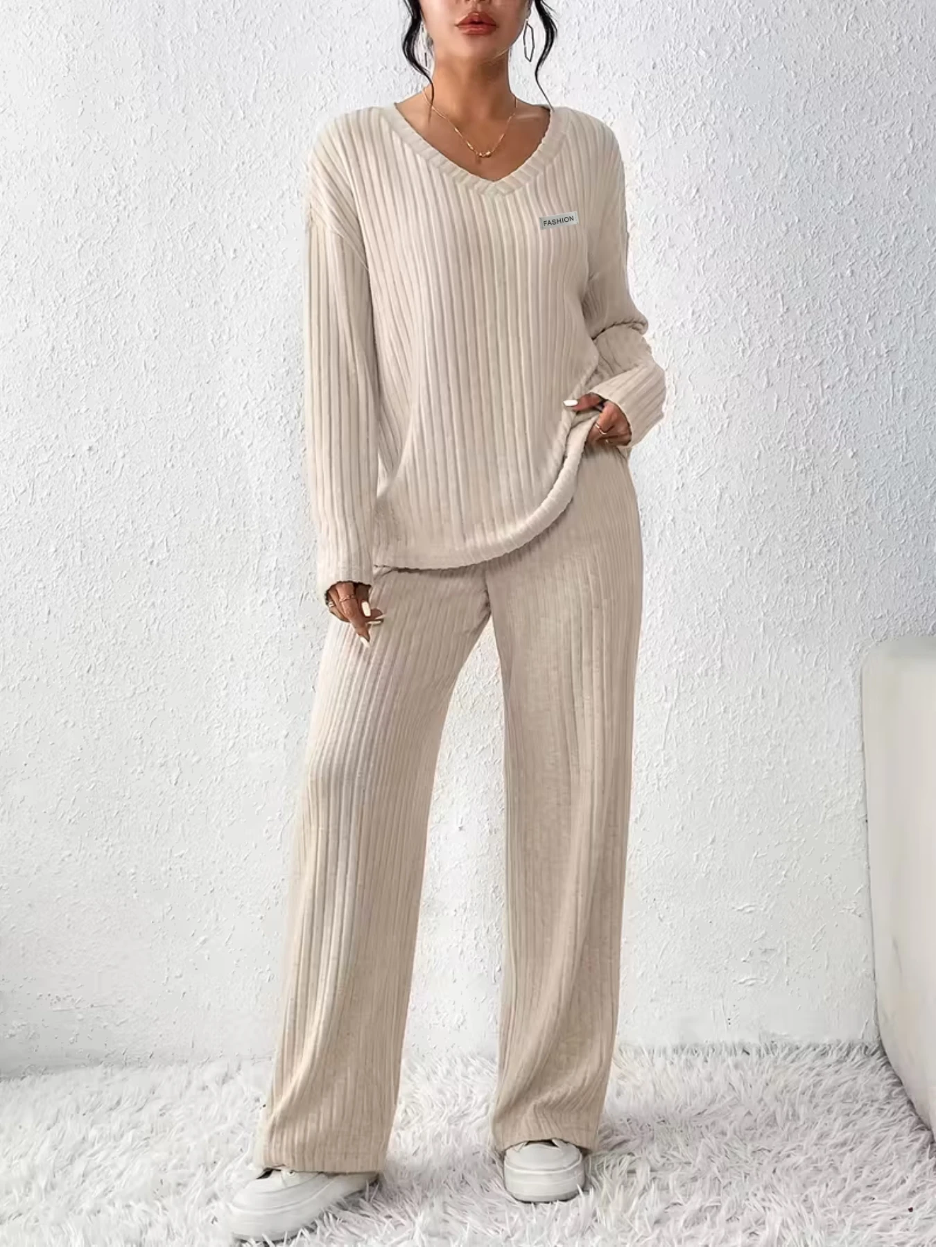 

Autumn and Winter Women's Pyjamas V-neck Brushed Ribbed Long-sleeved Top and Straight-leg Trousers Solid Colour Elegant Homewear