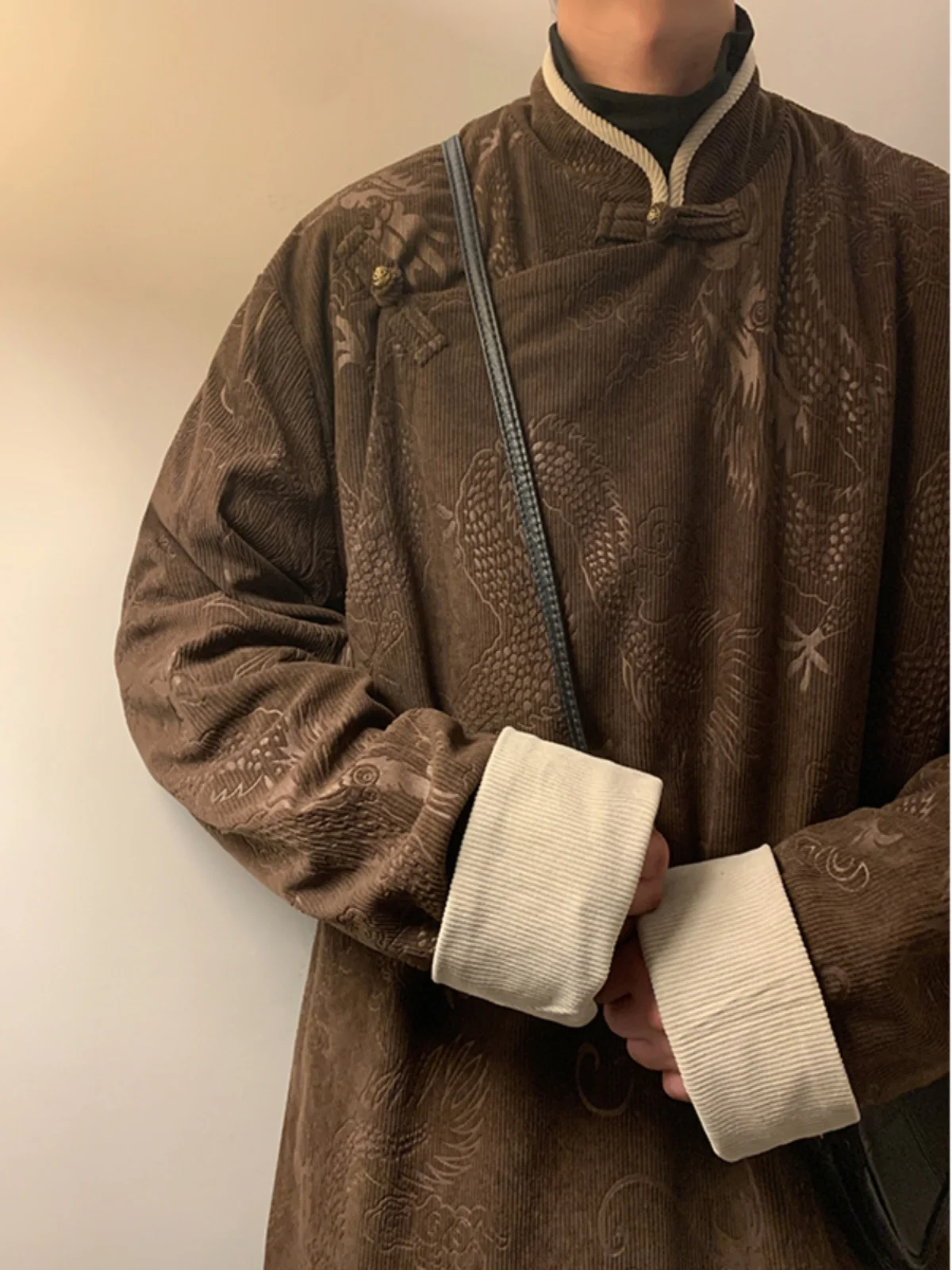 

Новое китайское вельветовое джето, мужское пальто большого размера, осень-зима, тибетское пальто с наклонными лацканами, молодежное пальто свободного покроя