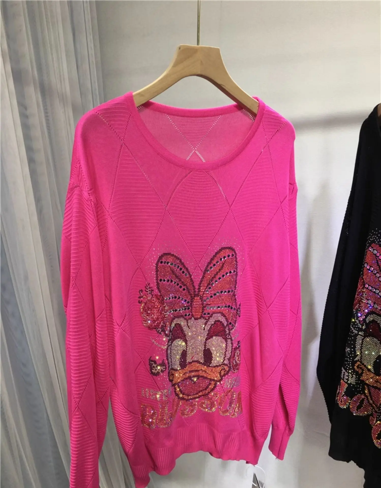 Lightweight Breathable Long Sleeve Round Neck Sweater T-shirt Women Spring Summer Cute Cartoon Rhinestone Pullover Knitted Tops