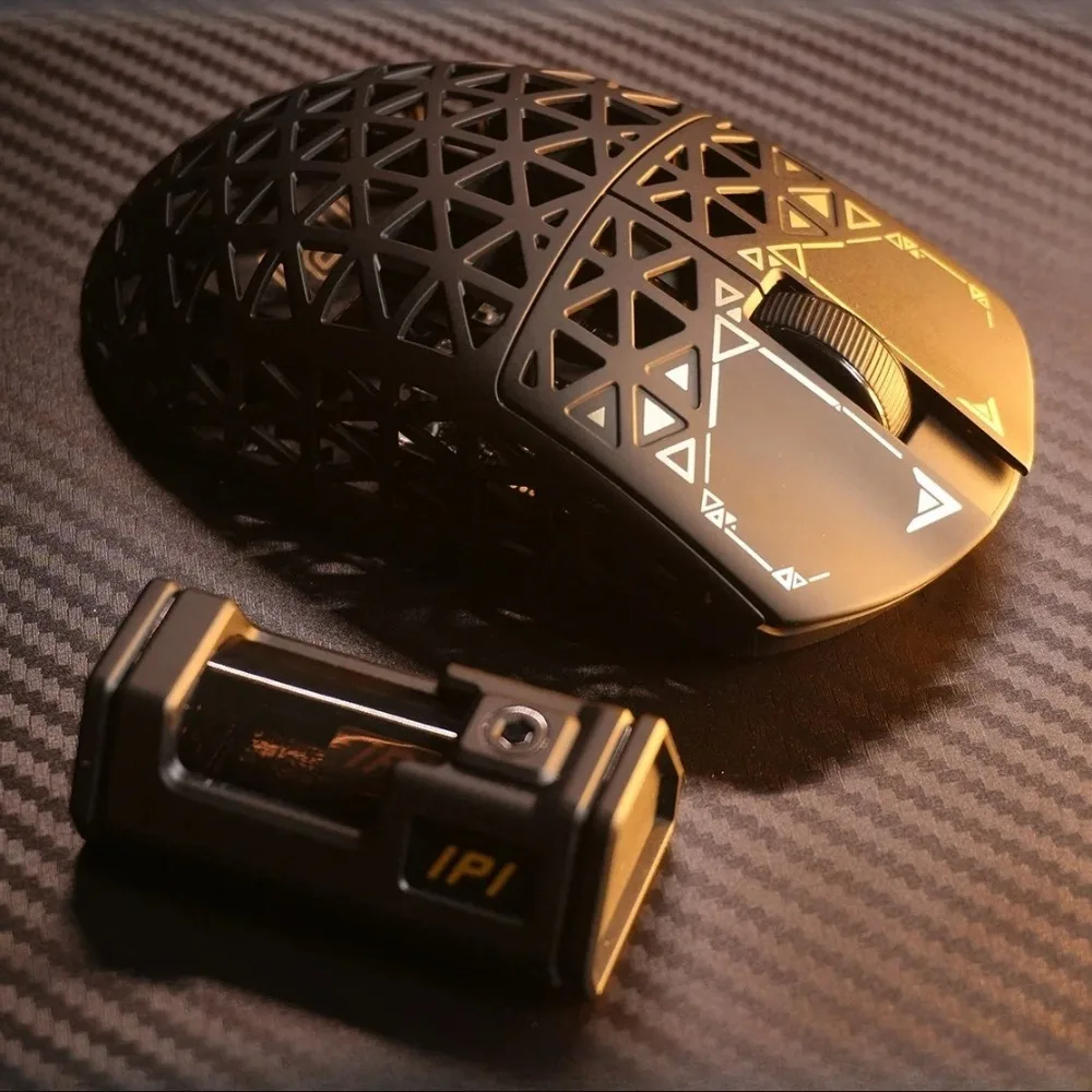 Ipi float mouse leve oco fibra de carbono personalizar ergonômico gamer ratos 3 modo bluetooth acessórios de jogos sem fio