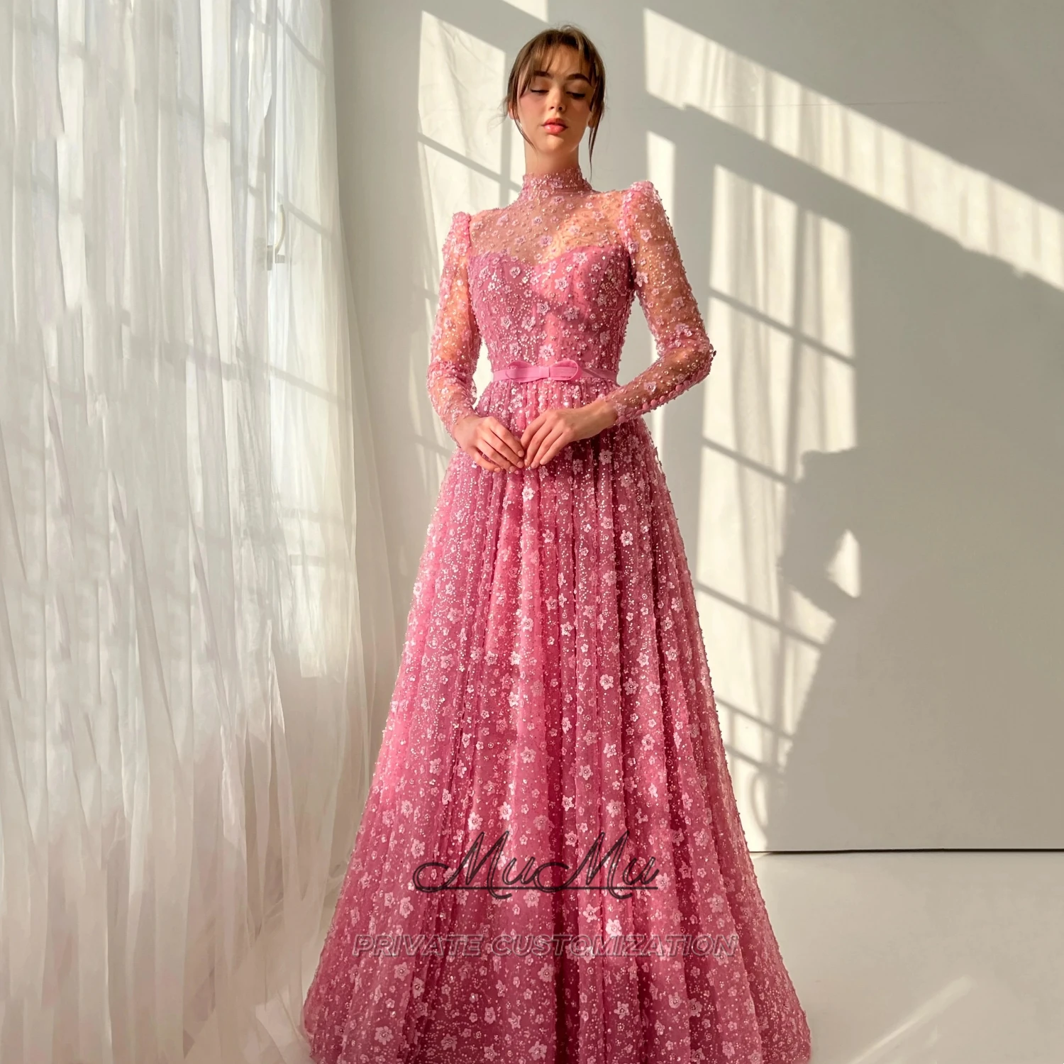 فستان سهرة نسائي مخصص من MuMu 2025 فساتين فاخرة لحفلات الزفاف الفاخرة فستان ترتر فساتين سهرة فاخرة #1