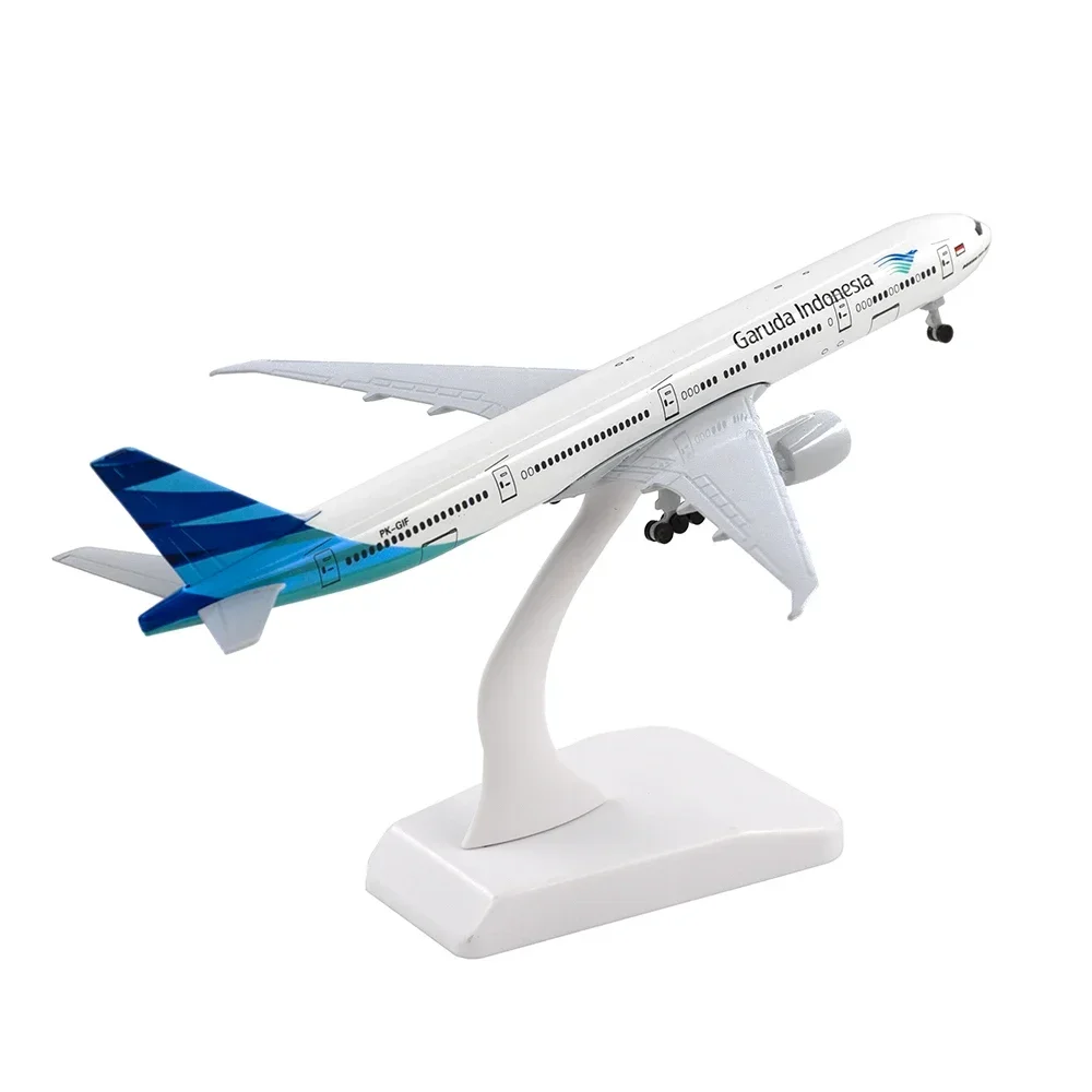 20cm Aircraft Garuda Indonesia Boeing 777 with Landing Gear B777 Alloy Plane Model Cheap Toys Children Kids Gift for Collection