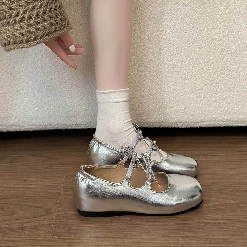 2026 New interior height increasing bow Mary Jane shoes for women summer new square toe retro one foot lazy single shoe