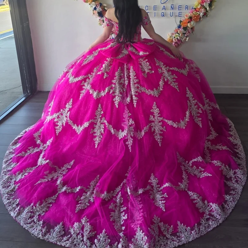 Rose Red Shiny Quinceanera Dresses Ball Gown Off Shoulder Appliques Lace Beading Crystal Tull Sweet 16. Dress Vestidos 15 Anos