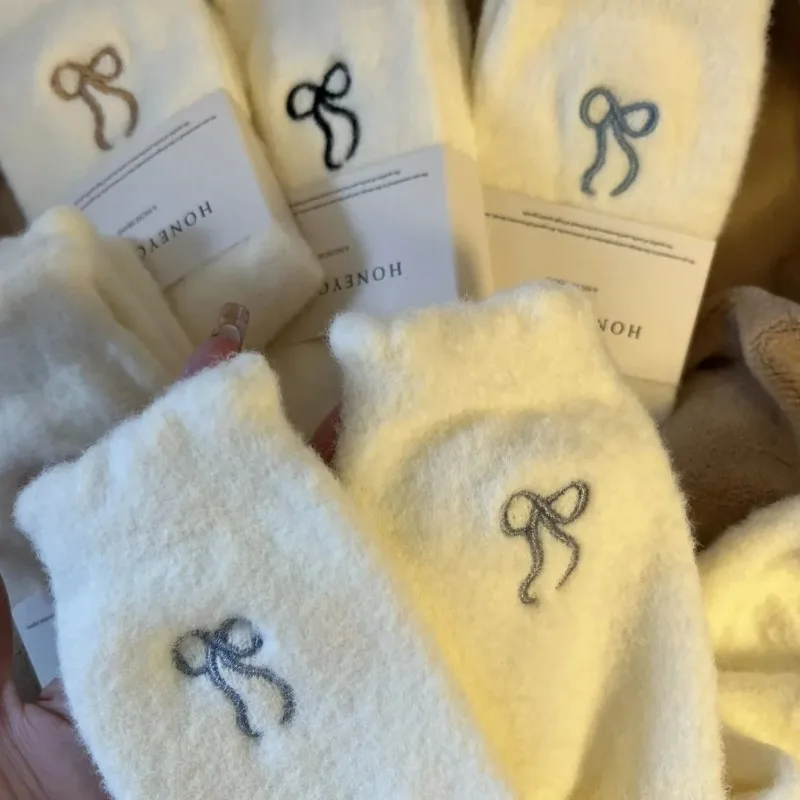 5pairs Cozy Hairy Mink Velvet Socks Bow Autumn Winter Hosiery Thickened Plush Socks Warm Sleep Home Fluffy Socks for Women Girls