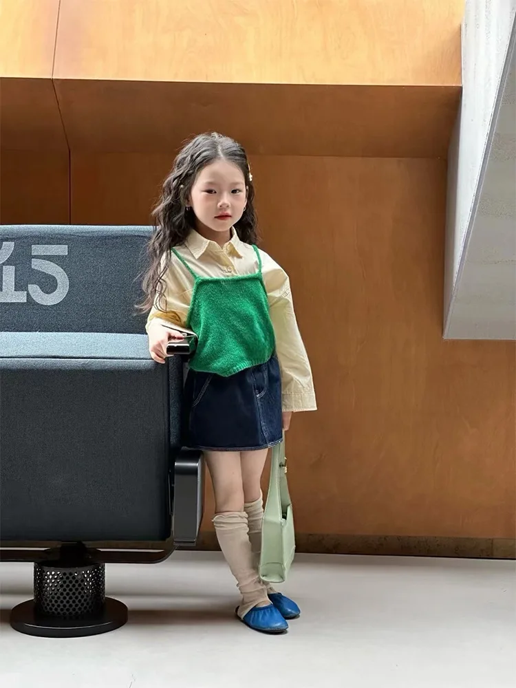 

Girls2025Spring New Knitted Camisole Solid Color Versatile Stylish Shirt Cute Denim Skirt Three-Piece Set
