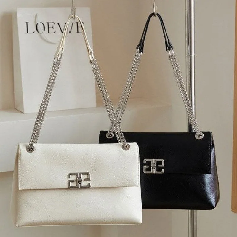 

Fashionable Designer Diaper Bag For Women Large Capacity Leather Tote Elegant Commuter Minimalist Vintage Shoulder Bag