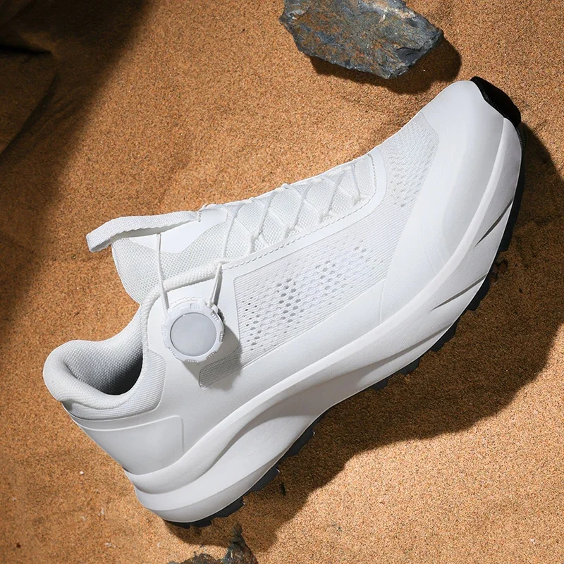 New Golf Men Shoes Professional Golfers Sneaker Non Slip Walking Lightweight Comfortable Footwear Black White Driving Boots