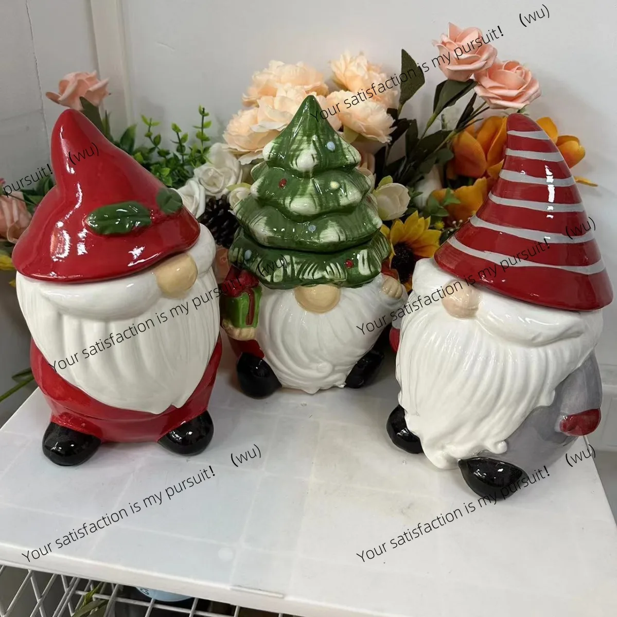 

Christmas Lid Storage Jar Ceramic Christmas Tree Storage Jar Candy Cookies Cute Cartoon Canned Ornaments Give Away