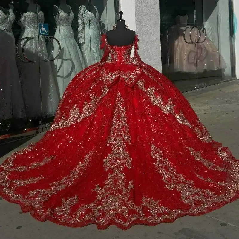 Maßgeschneiderte rote glänzende Quinceanera-Kleider, Ballkleid, schulterfrei, goldene Applikationen, Schleife, Perlen, Tüll, Sweet-16-Kleid, Vestidos de 15