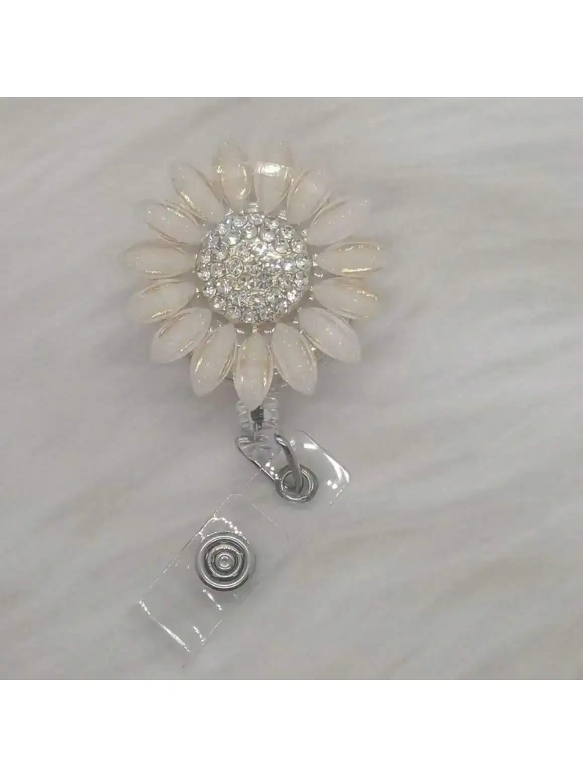 قطعة واحدة من بكرة شارة عباد الشمس المصنوعة يدويًا قابلة للسحب مع مشبك معدني - حبل انفصال 24 بوصة، 360 درجة °   خطاف دوار، سلك نايلون متين