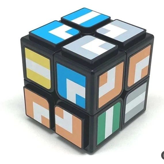 OS Cube di Ilya Osipov (corpo nero e adesivi labirinto a 6 colori)