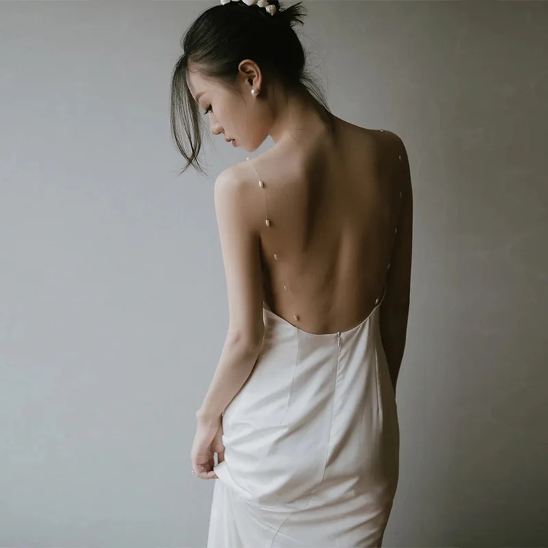 

Изящное свадебное платье-русалка без спинки, новинка 2026 года, для фотосессий на природе, из мягкого атласа