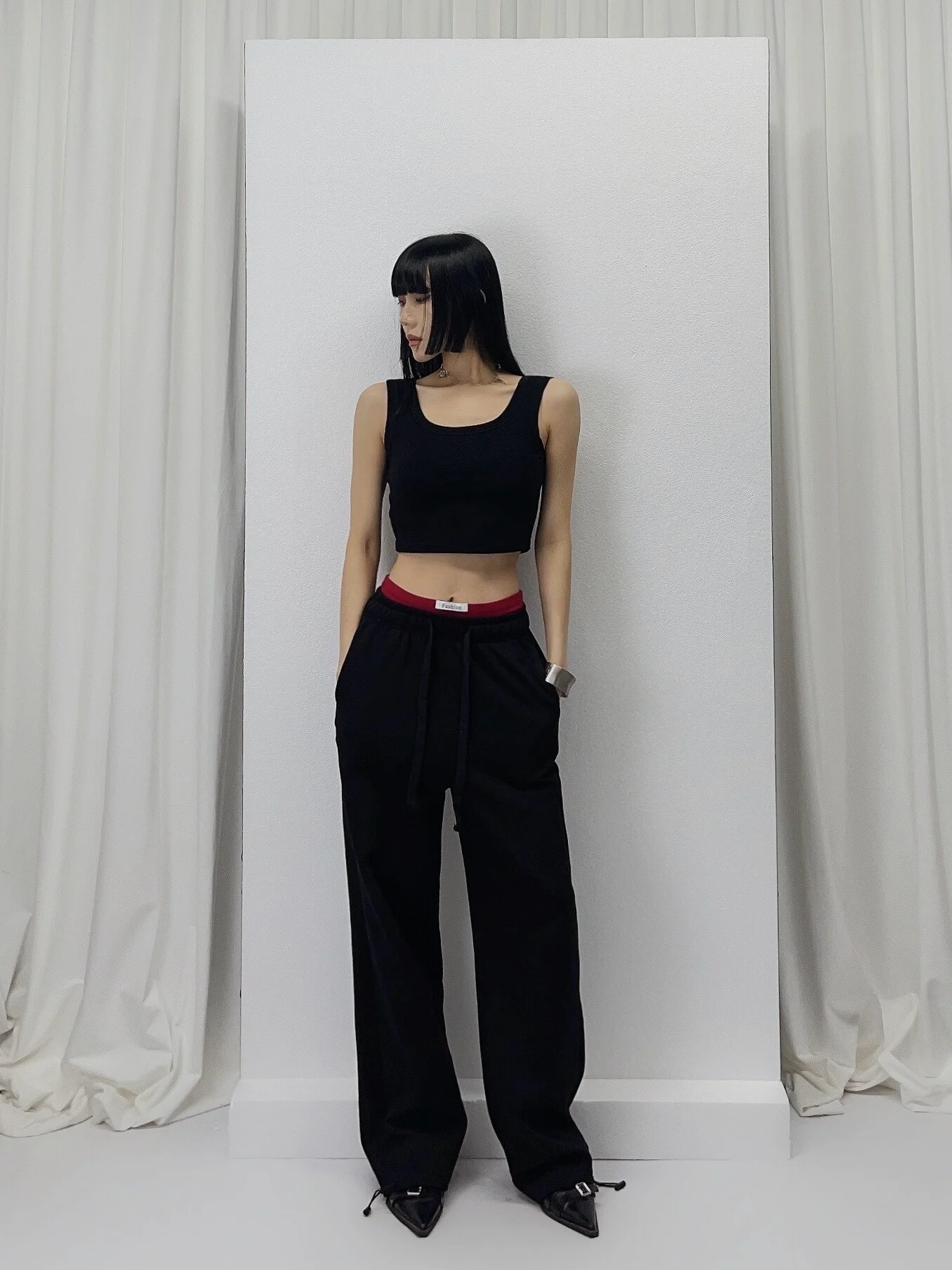 

UIUI Practica Simple Pure Color Straight Leg Floor-Length Sweatpants Loose Spor Casual Trousers