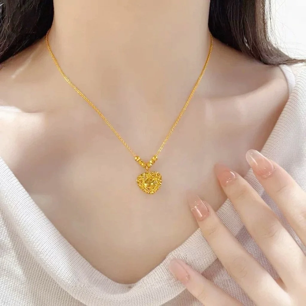 Hollow Heart Clavicle Necklace Women's 24K Gold AU999 - Gold heart necklace with hollow design,eye-catching for dating occasions