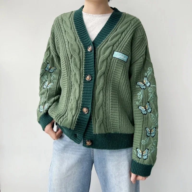 Suéter de punto con bordado de mariposa para mujer, ropa cálida de estilo Cpastoral de alta calidad, cárdigan verde con cuello en V para otoño