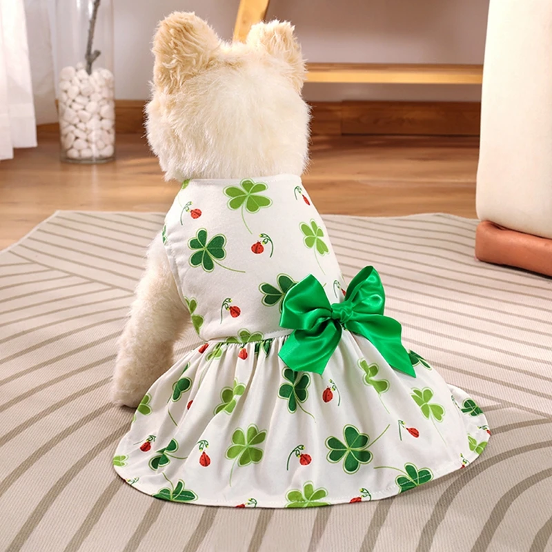 Green Clover Puppy Dog Dress St Patrick Day Pet Dog Tulle Skirt with Bowtie Lucky Clover Holiday Dresses for Small Dogs Cats