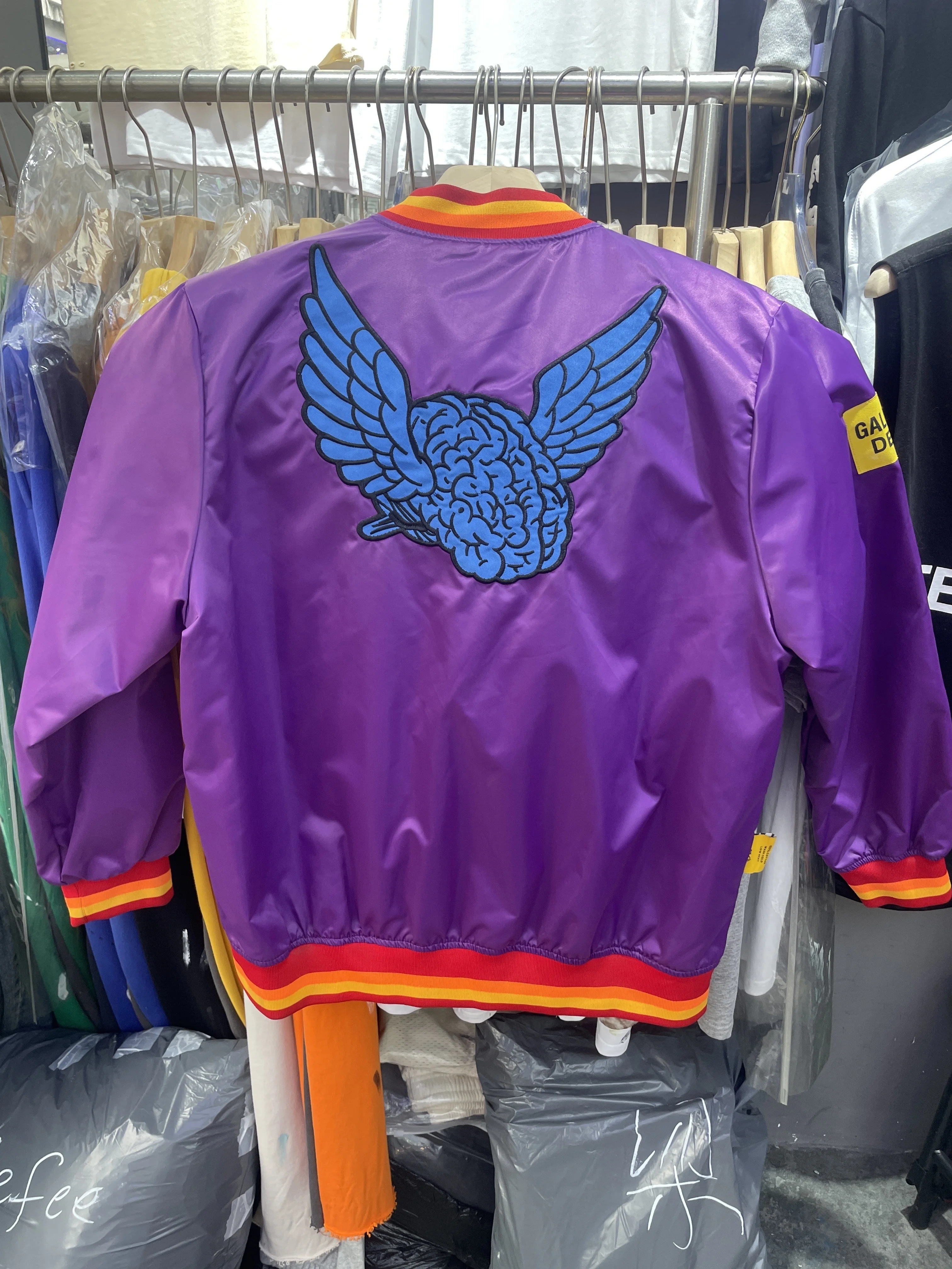 25ss سترة DEPT عالية الجودة للرجال والنساء موضة أمريكية ريترو Blockbuster 1:1 معطف عتيق