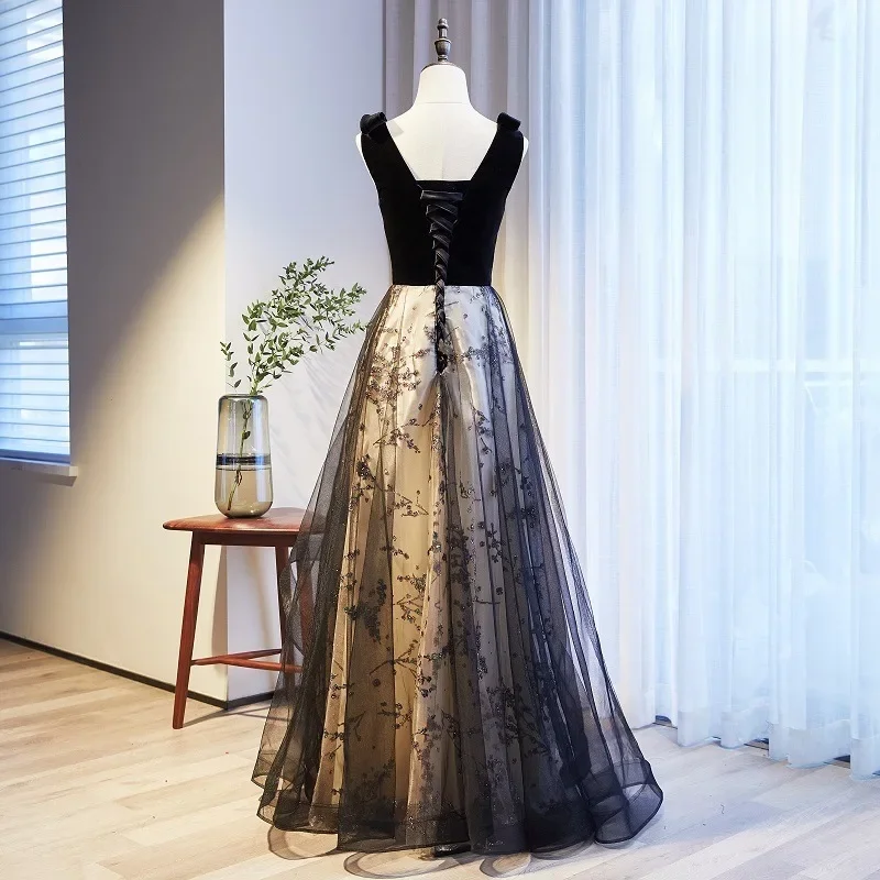 New V Neck Evening Dress Retro Floor Length Style for Birthday Banquet Host Performance Chorus Custom Adjustable Waist 2026