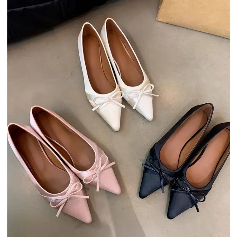 2024 South Korean New Pointed Shallow Mouth Low Heel Ballet Shoes Bow Women's Shoes Show Foreign Trade