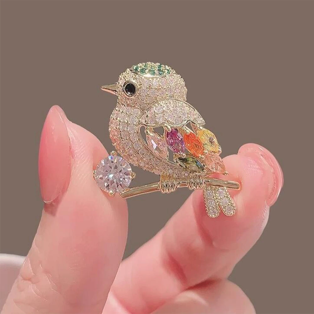 Cute Luxury Bird Brooch for Women Girls Japanese Exquisite High Quality Shiny Pin Corsage Clothes Backpack Decorations Jewelry