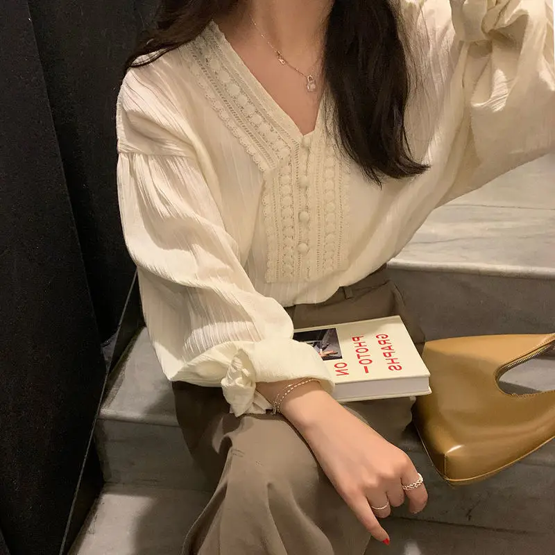 Spring Cotton Long Sleeve White Women\'s Blouse Office Lady Elegant Tops 2024 Fashion Autumn V-neck Shirt