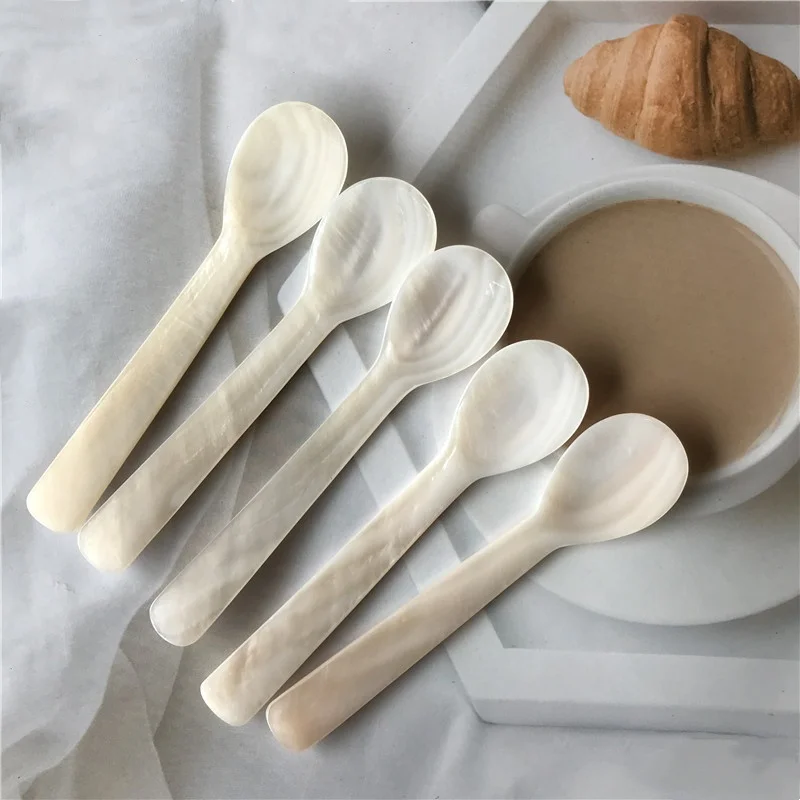 Nueva cuchara de concha de concha Natural, cuchara de condimentos, cucharas de postre de Caviar de café, cucharadita pequeña artesanal para crema cosmética, 9-13cm