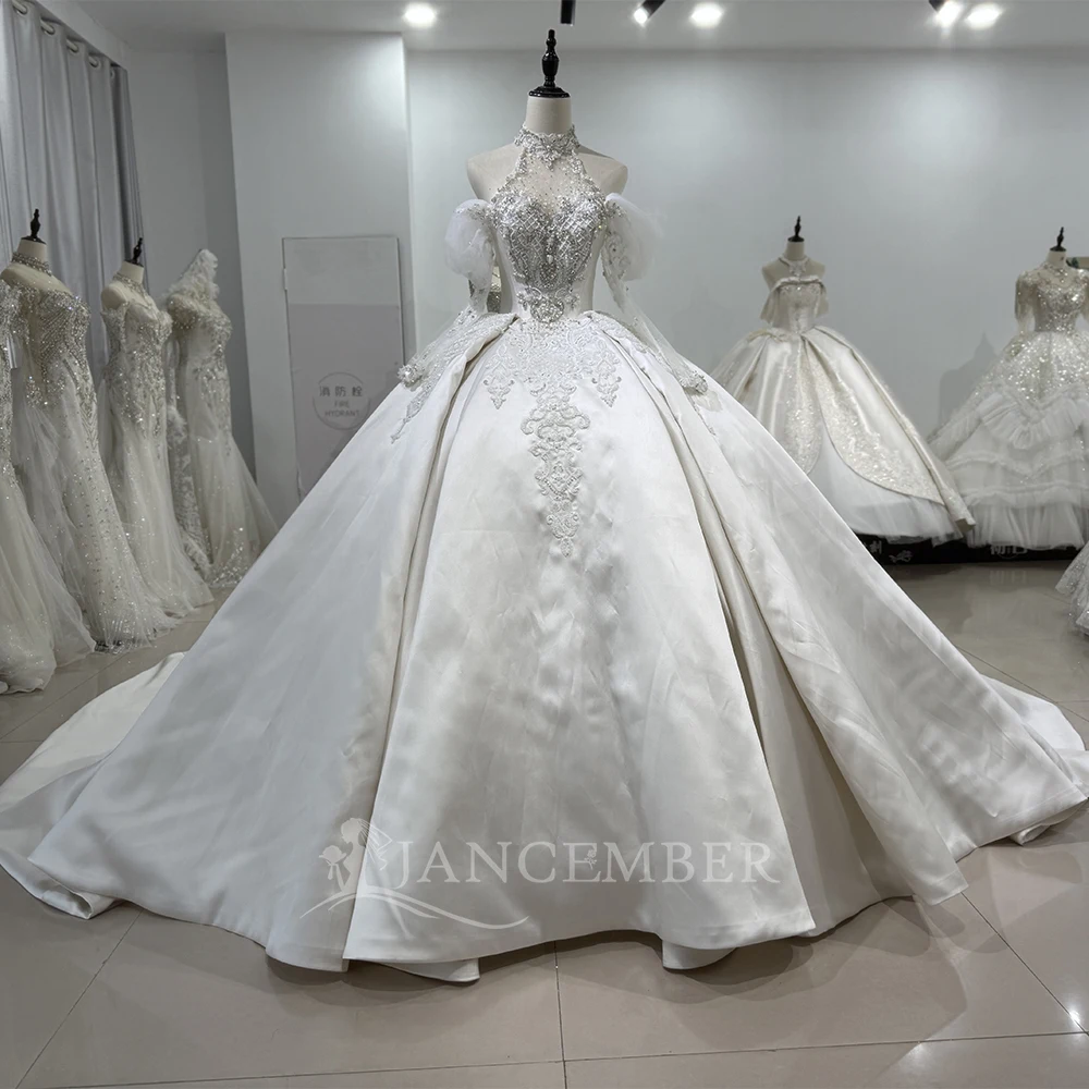 

Satin Wedding Dress Lace Princess Detachable Sleeves Bride Ball Gown Lace Up Back Halter Customized Court Train Vestido De Novia