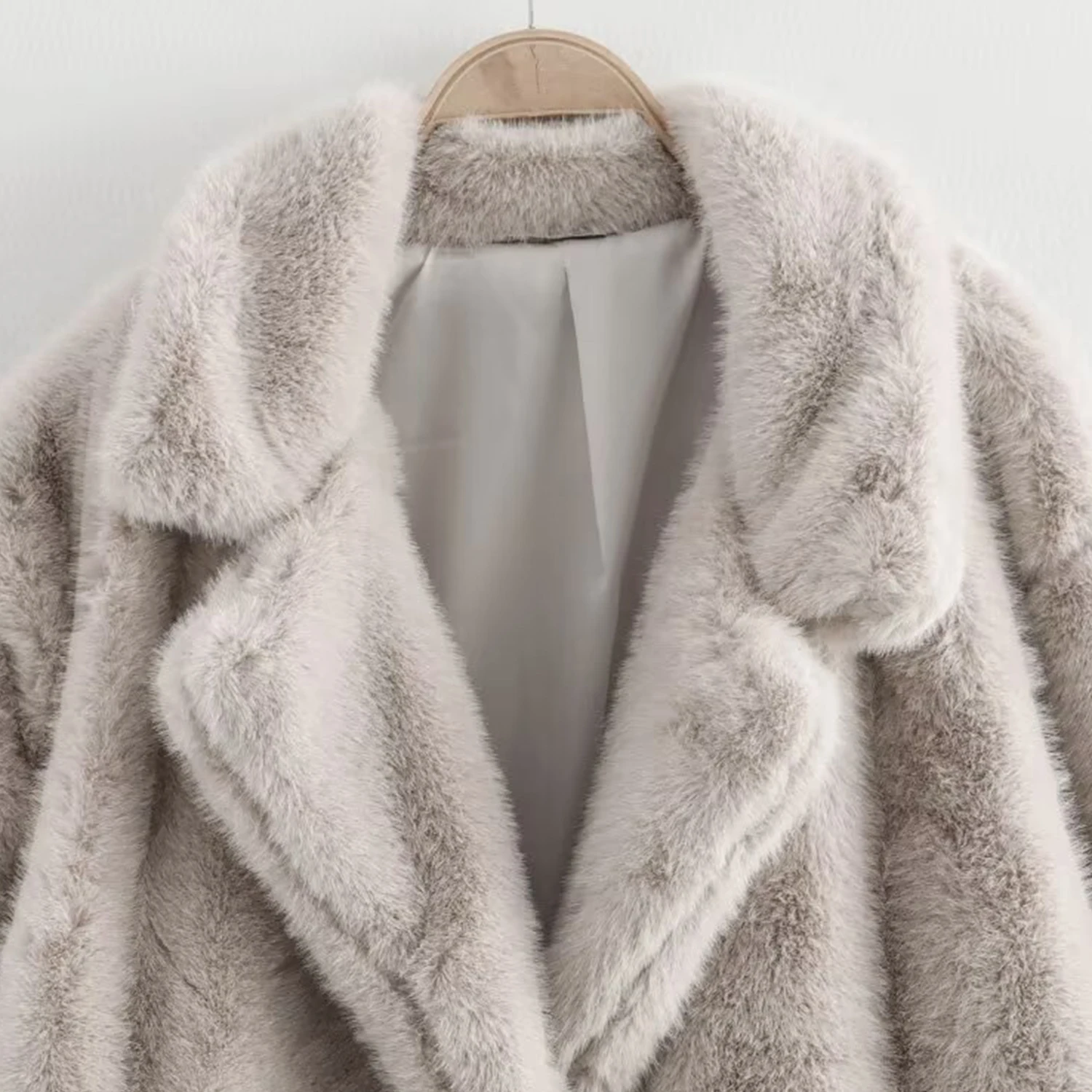 Fake Fur Long Coat for Women 2025 Winter New American Style High Street Casual Loose Tops Pockets Single Breasted Warm Coats