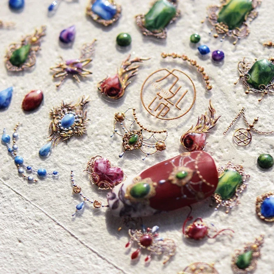 Modello barocco Stampa a caldo Totem geometrico Fiore Stella retrò Nobile Autoadesivo 5D Decorazione per unghie Adesivo Decalcomania per manicure