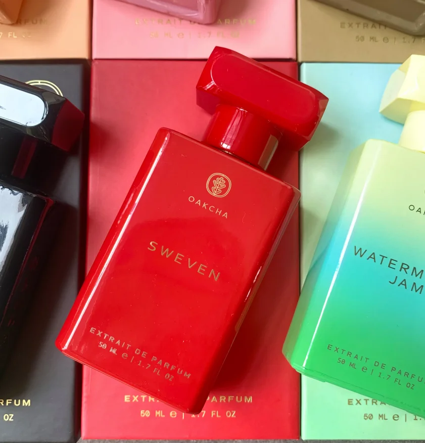 Extrait de parfum spray note legnose ambrate lunga durata_voghion.com
