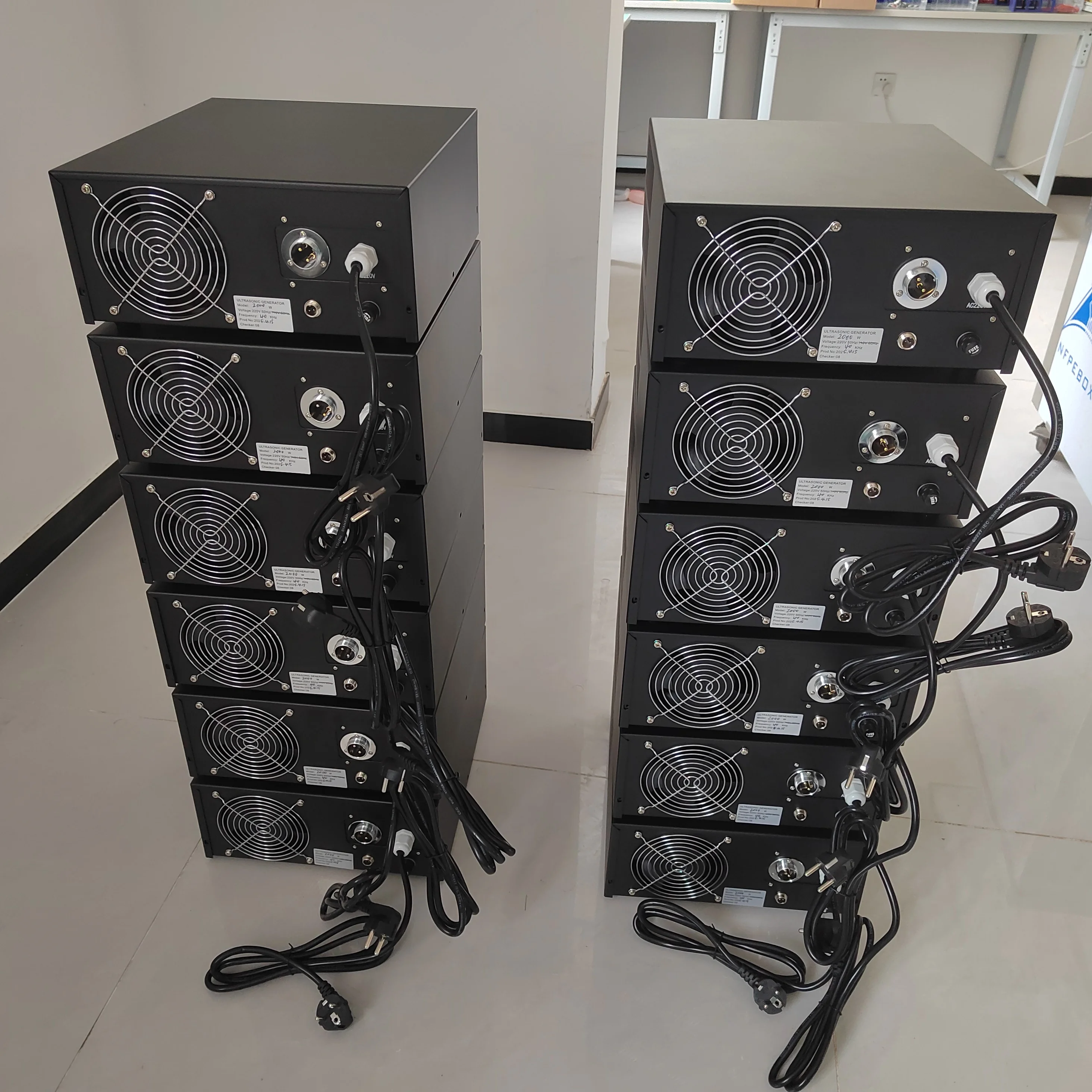 200W-3000W Ultrasonic Transducer Driver Ultrasonice Generator For Ultrasonic Bath