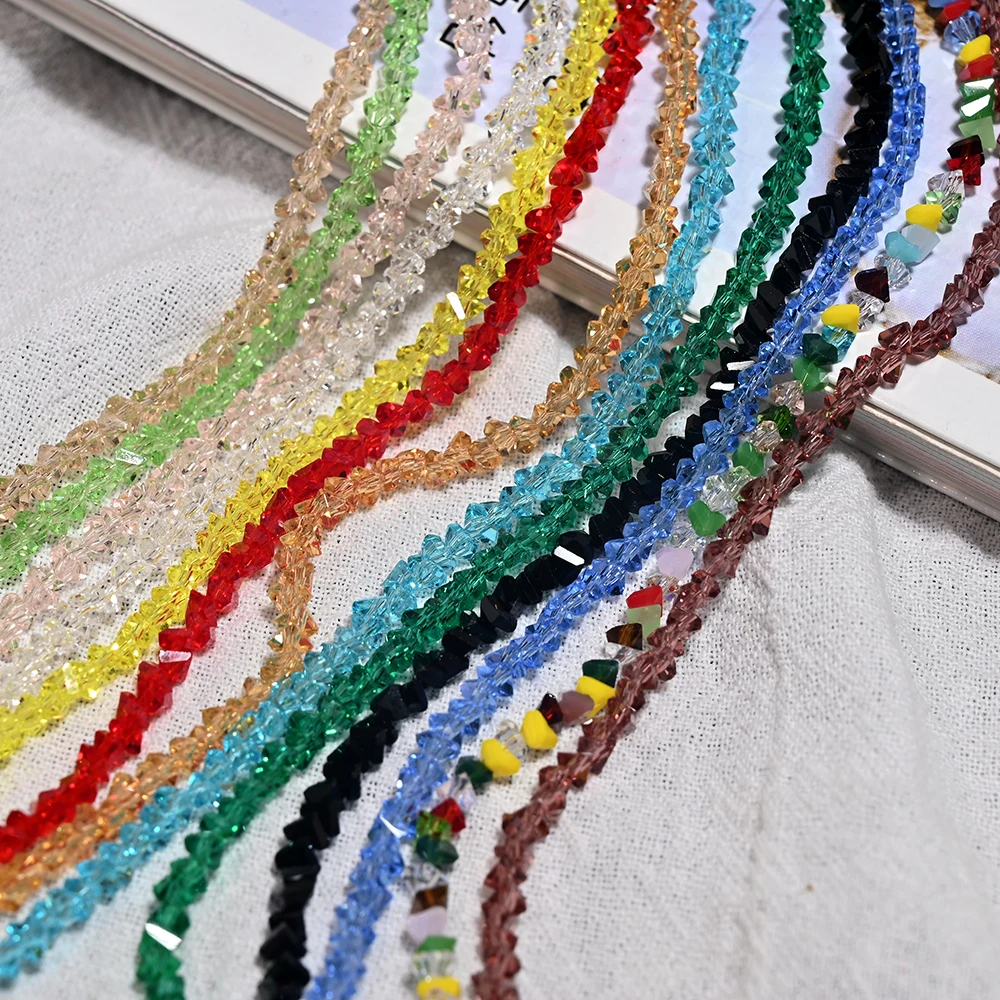 3mm 125 Stück Dreieckige Österreichische Kristallglasperlen Abstandhalter Lose Perlen für Schmuckherstellung DIY Armband Halskette Ohrring Zubehör