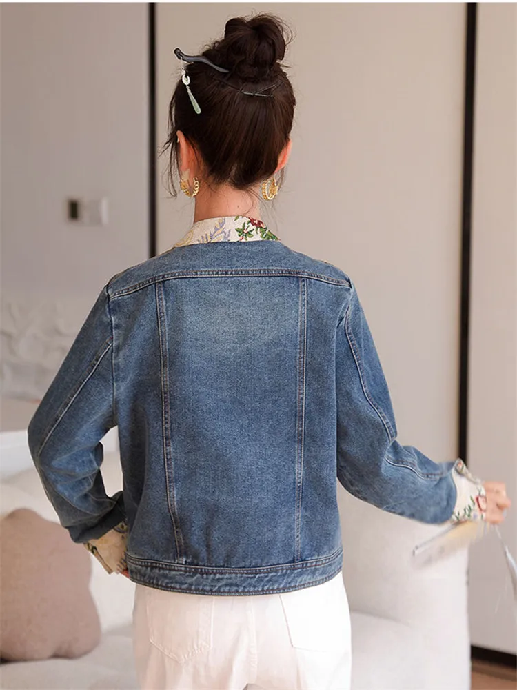 2024 Chinese National Style Embroidery Long Sleeve Stand Collar Jacket Blue Denim Tang Suit Women Vintage Short Coat Chaquetas