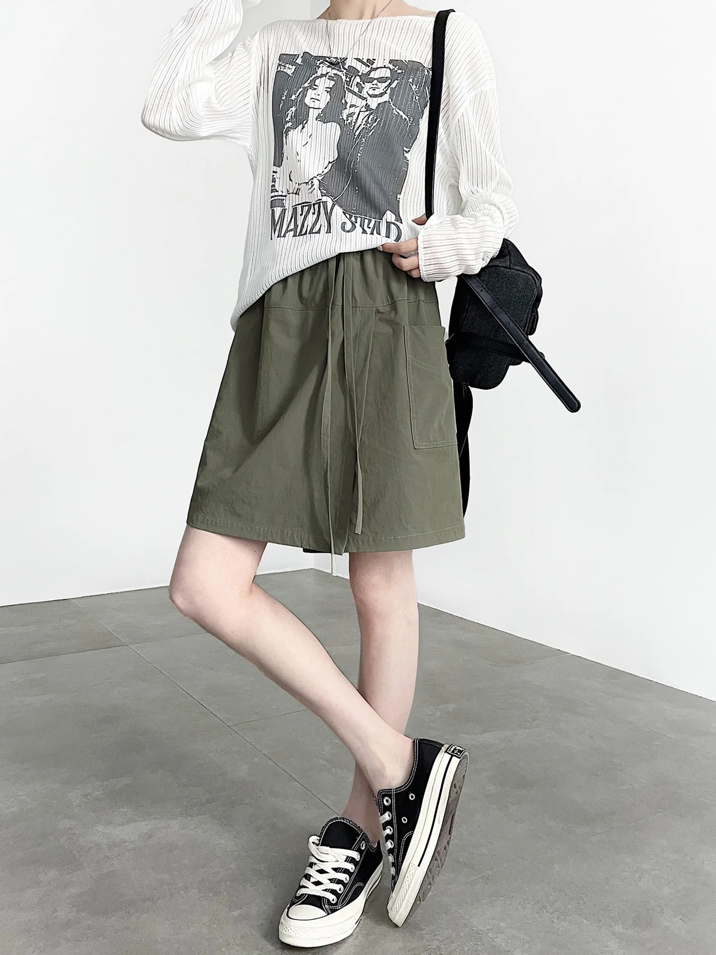 Military Green Workwear Short Pants Women's Spring Summer 2026 New Japanese Style False Two-Piece Design Sense Drawstring Hig...