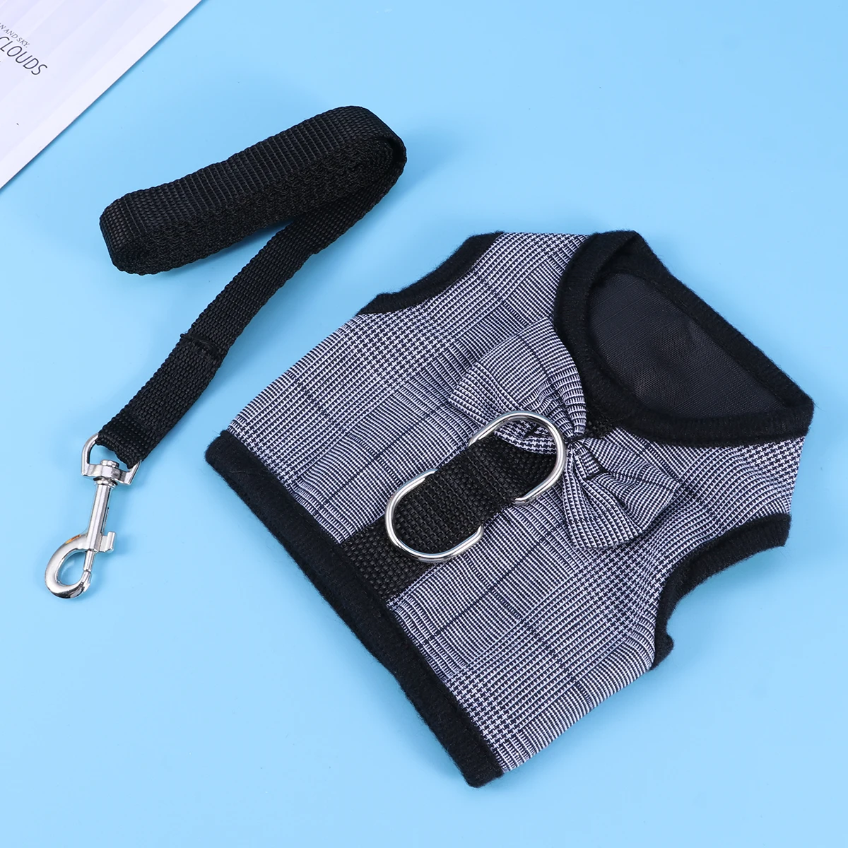 

Pet Leash Rabbit Harness Breathable Traction Strap Small Chest Vest Style Adjustable Dog Cat Pet Leash Guinea Pig Lead Rope