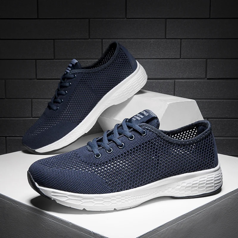 Men's Sports Shoes Ultra-light Fashion Men's Shoes Mesh Breathable Solid Color Deodorization Platform Casual Shoes Round Head
