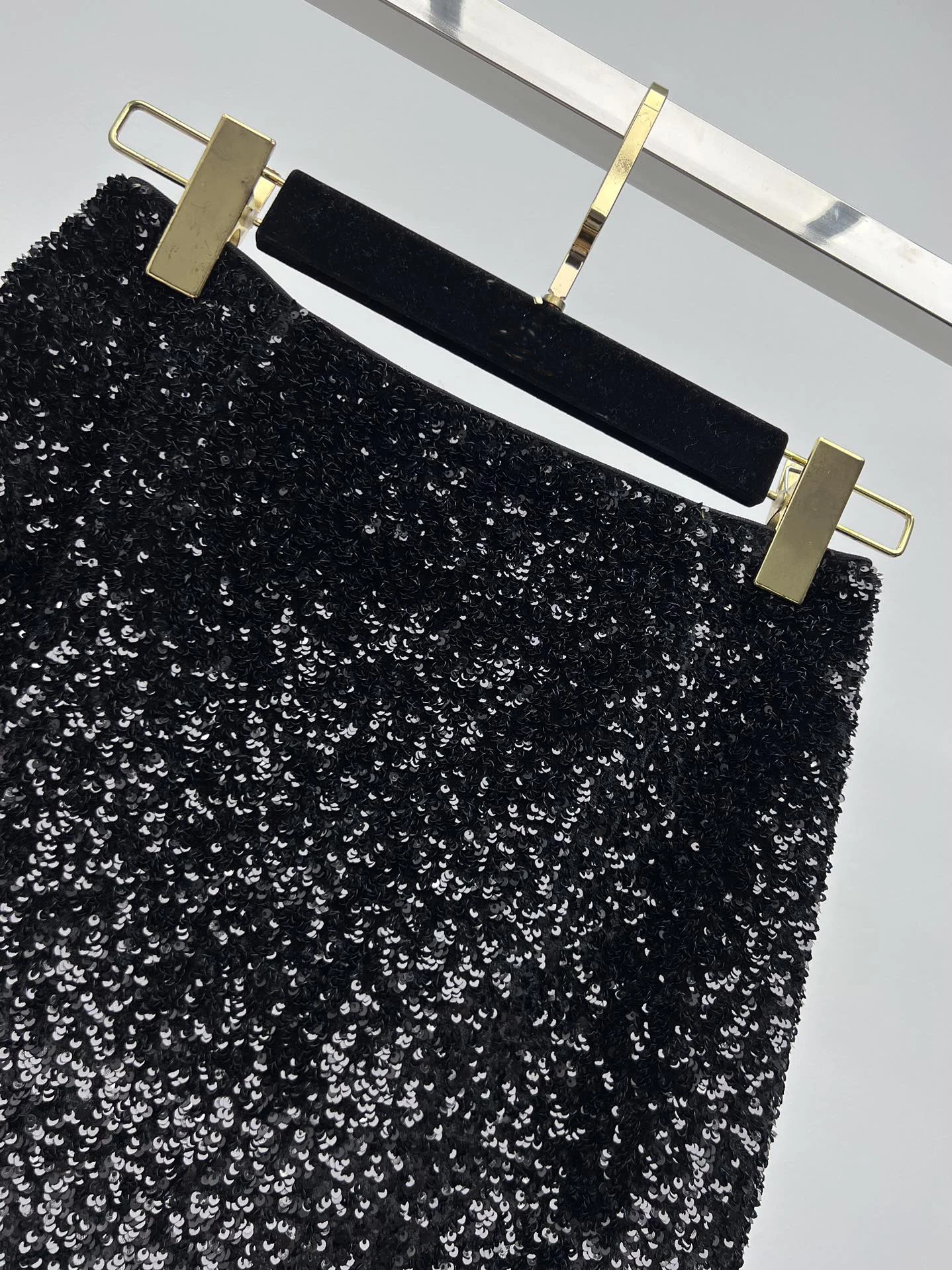 

Women's Black Velvet Sequined Mini SkirtNO.15