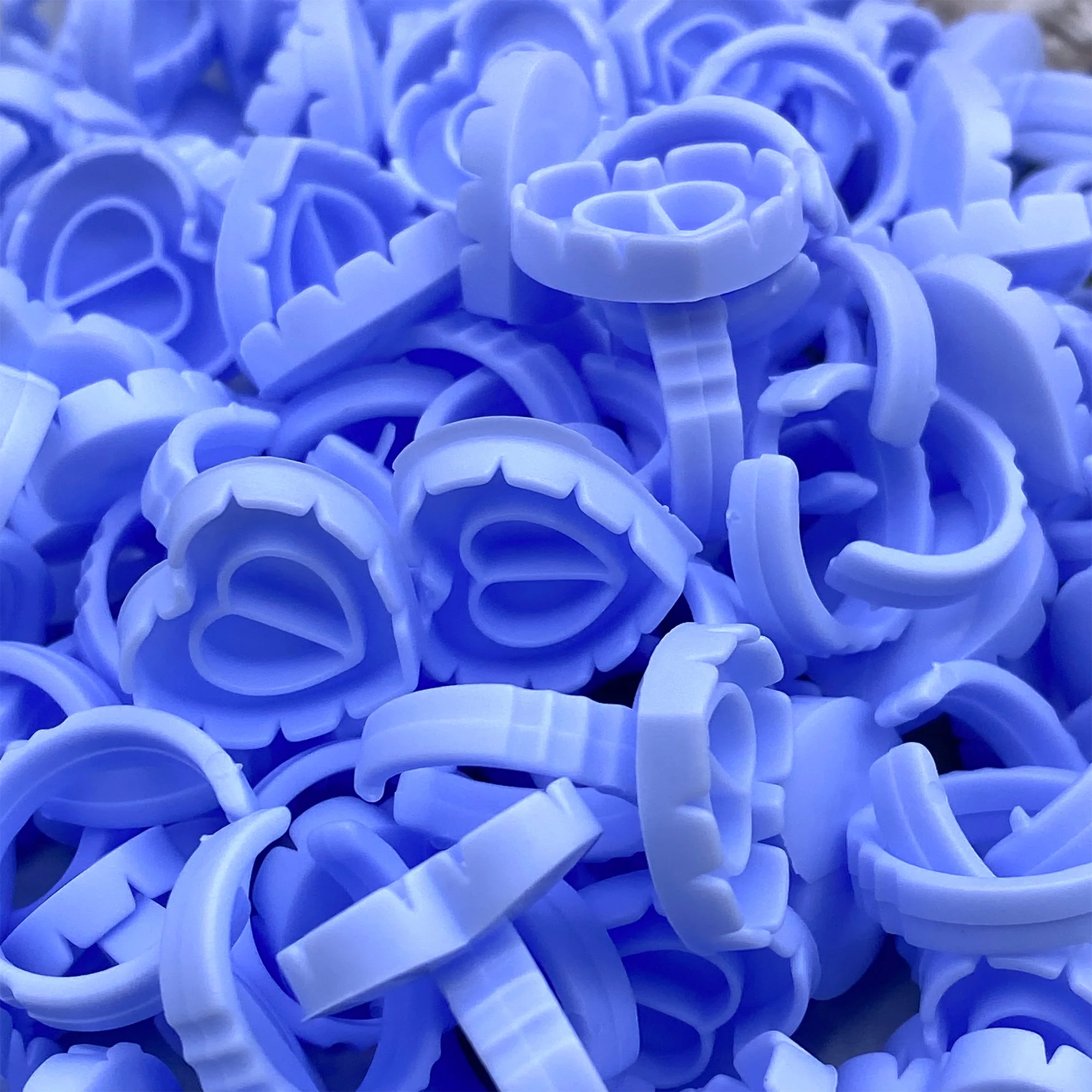 Hurtownia wachlarzy do przedłużania rzęs kwitnący kubek uchwyt na klej pierścień kształt kwiatu taca pigmentowa do szczepienia rzęs