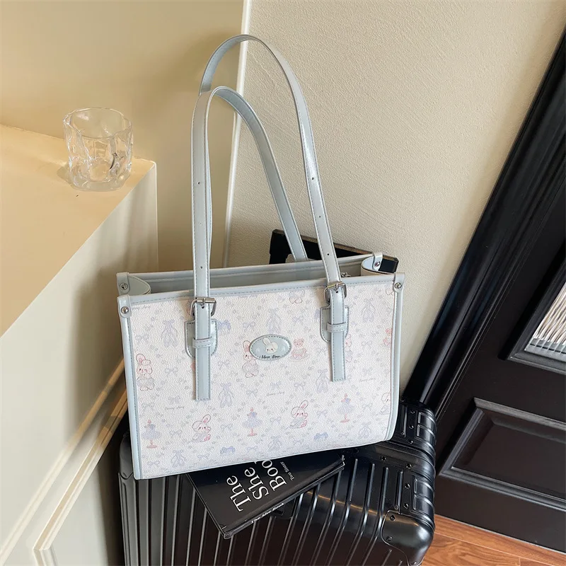 

2025 Trendy Crossbody Commuter Bag for Women Minimalist Shoulder Handheld Purse Fashionable Handbag