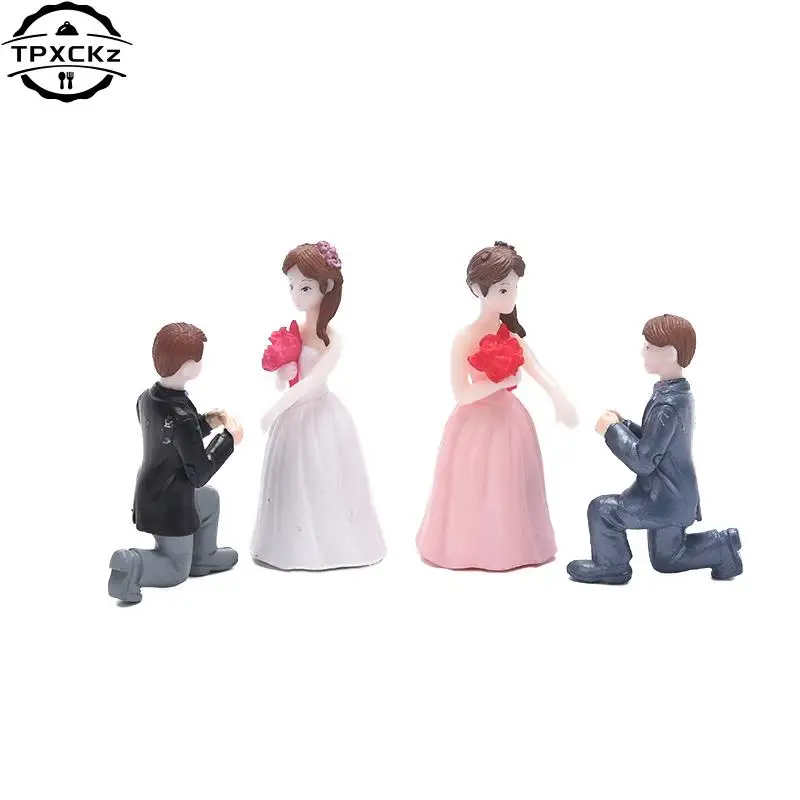 2pcs Lovers Couple Miniature Mini Doll DIY Terrarium Figurines Fairy Garden Decor Valentine\'s Day Gift Wedding Cake Topper Decor