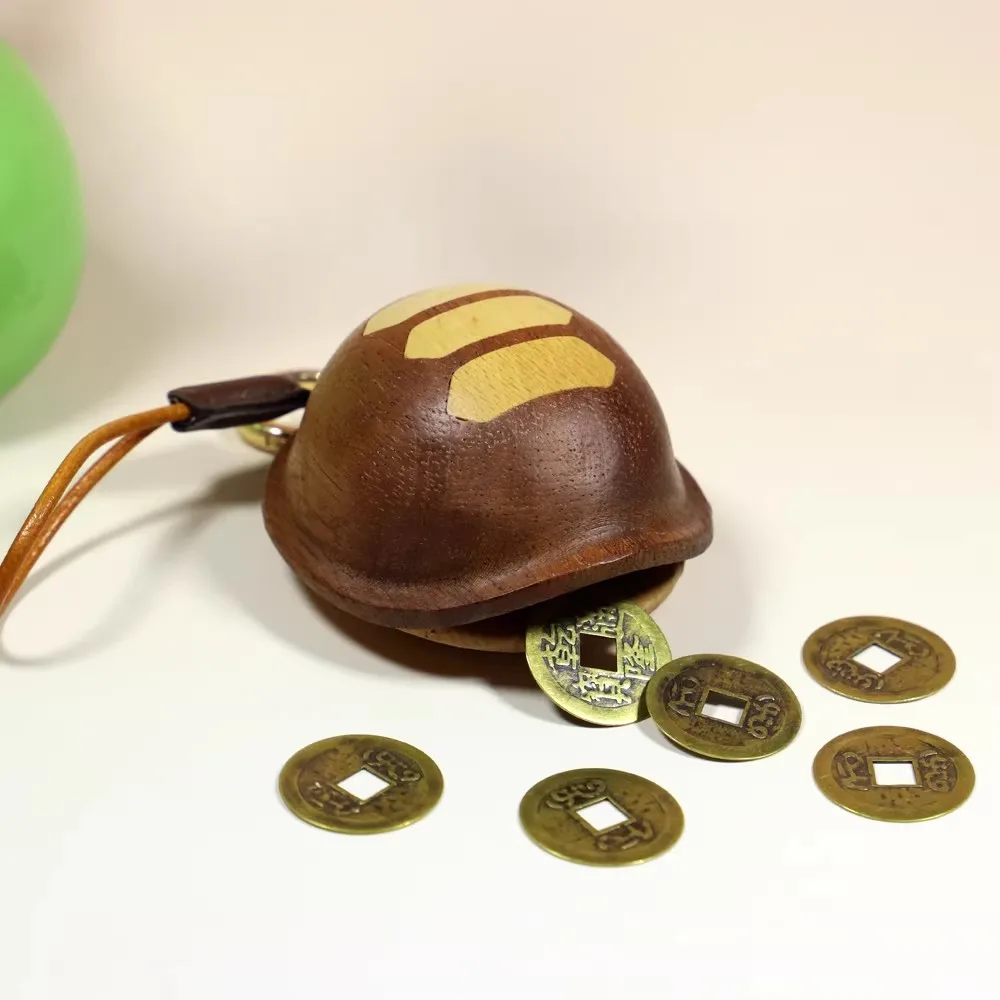 Wooden Stress Relief Toy， Solid Wood Turtle Shell Figurine， Feng Shui Divination Ornament for Desk， Creative Squishy for Anxi