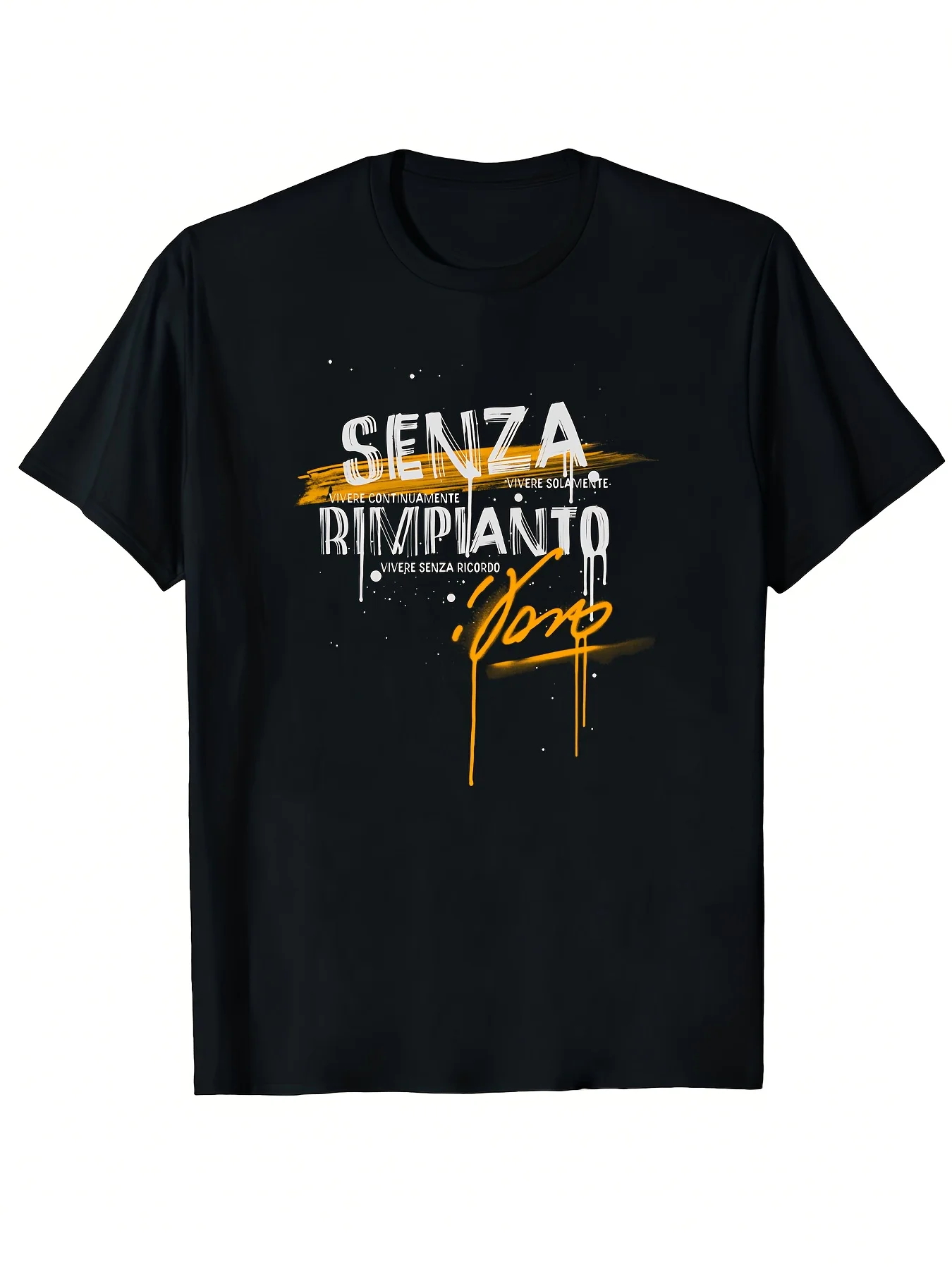 Camiseta Gráfica Vasco Rossi - Preta com Estampa de Texto Italiano em Amarelo e Branco, Unissex, Gola Redonda, Manga Curta, Casual, Confortável