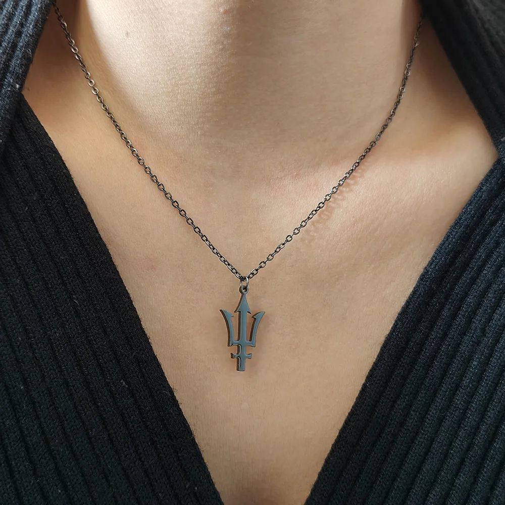 

Simple trident hollow gold-plated stainless steel pendant, waterproof and non-fading women's necklace, wedding party gift
