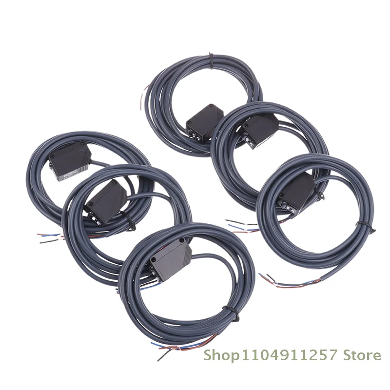 E3Z-D61/D81/D62 Saklar Reflektif Umpan Balik Sensor Optik Difusi Saklar Sensor Deteksi Sebaliknya Jarak Deteksi 2M