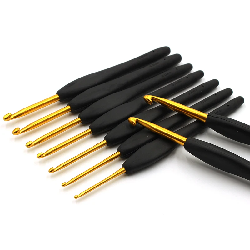 Zestaw szydełek QJH 9 rozmiarów, wielokolorowe, ergonomiczne szydełka z etui na dłonie z artretycznymi rękami, bardzo długie igły do szydełkowania 2-6 mm — zdjęcie 4