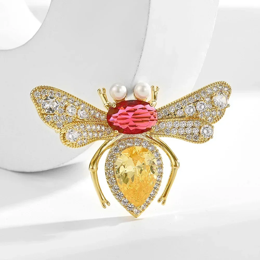 

Insect Bee Brooch Sparkle Crystal Decorated Design Women Pin Personality Accessories Jewelry Gifts Wholesale Direct Sales