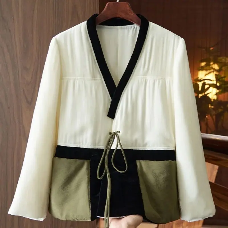 

Женская толстая хлопковая куртка в китайском стиле с v-образным вырезом, новинка 2025 года, зимний женский кардиган контрастного цвета с длинными рукавами, бархатная верхняя одежда