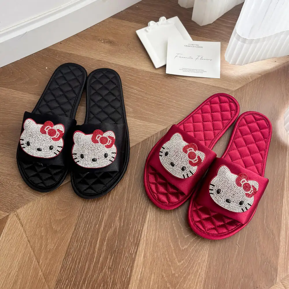 

Sanrio Hello Kitty Cute Rhinestone Kt Women Flat Slippers Cartoon Slipperssummer Cute Home Sandals Anti-Slip Soft Sole Slippers